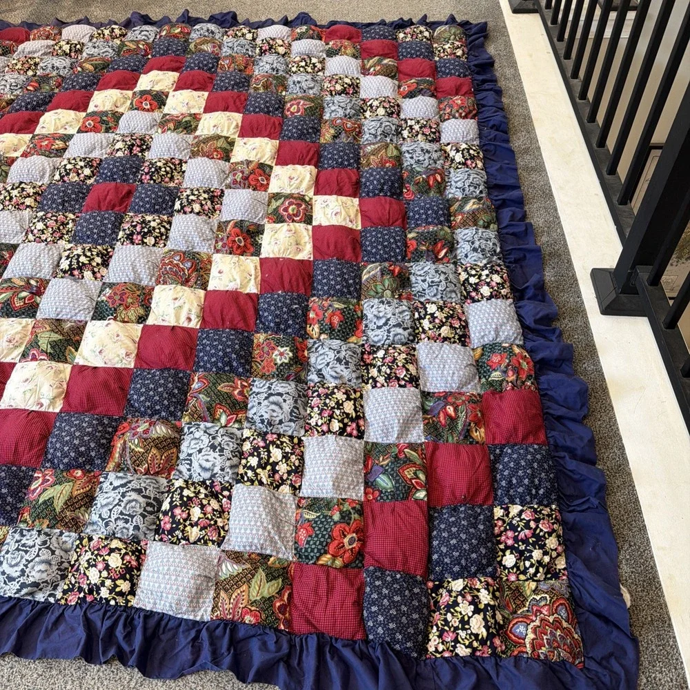Vtg 1990's JC Penney Puff Quilt Red White Blue 88